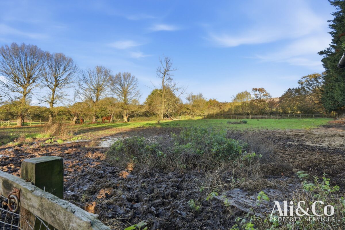 Little Malgraves Hall, Lower Dunton Road, Bulphan, Upminster