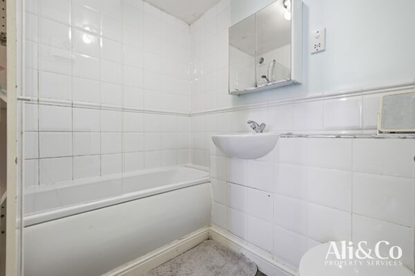 Nightingale Court, Fleming Road, Chafford Hundred, Grays