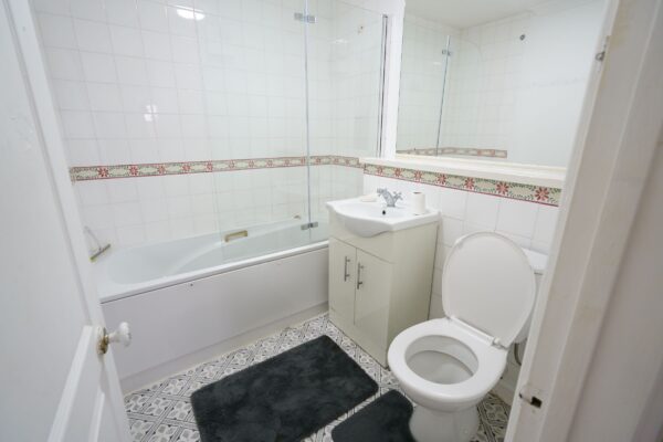 Celedon Close, Grays