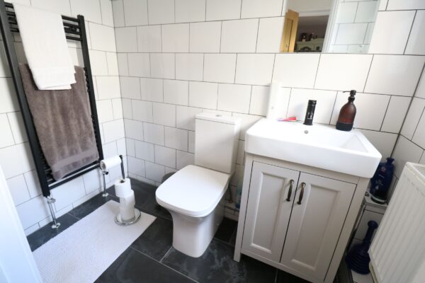 Southend Road, Stanford-le-Hope