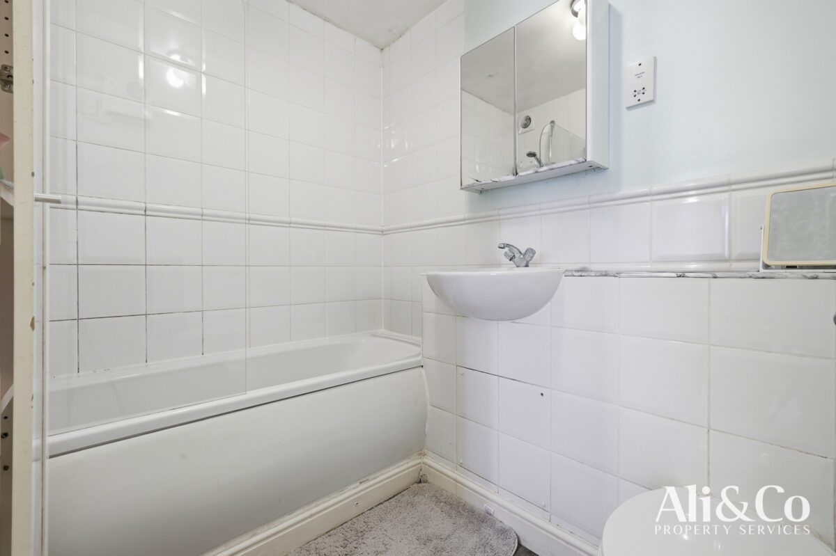 Nightingale Court, Fleming Road, Chafford Hundred, Grays