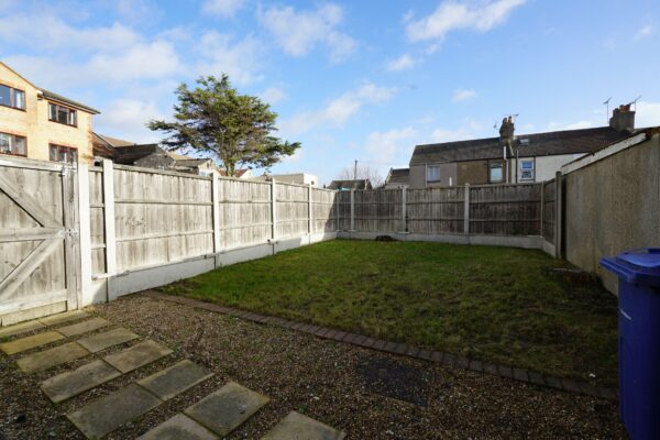 Gipsy Lane, Grays
