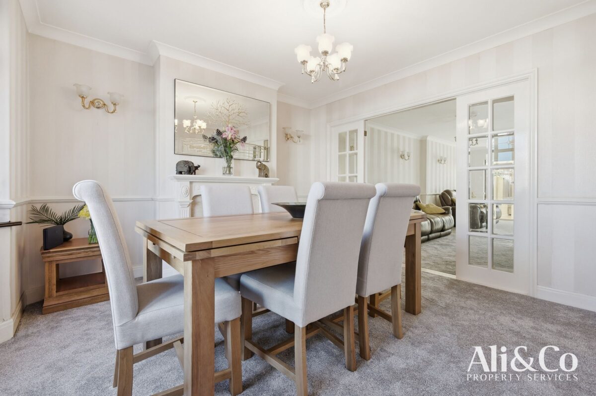 Tennyson Avenue, Grays