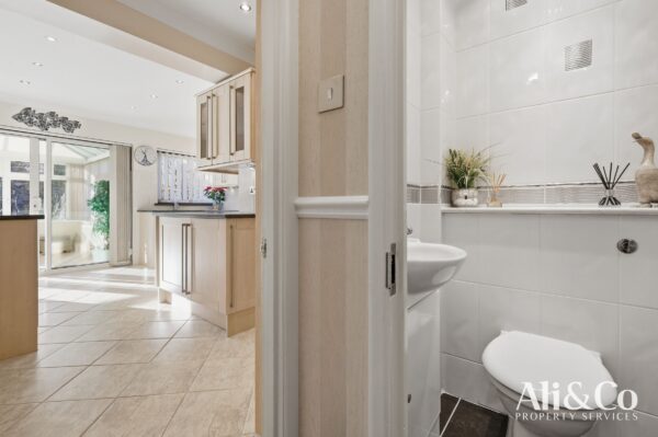 Tennyson Avenue, Grays