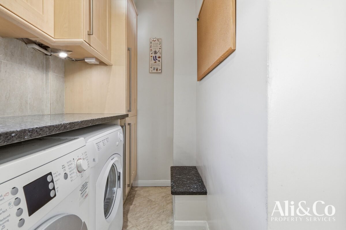 Tennyson Avenue, Grays