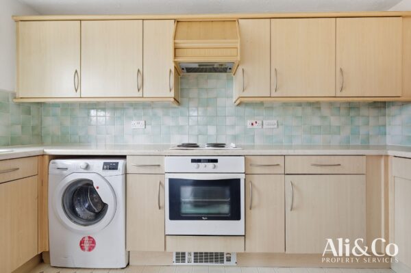 Rawlyn Close, Chafford Hundred