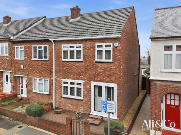 South View Road, Grays