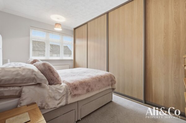 South View Road, Grays