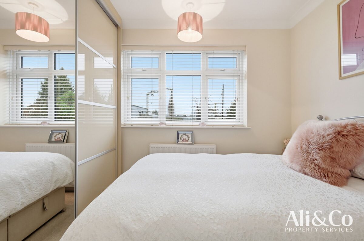 South View Road, Grays