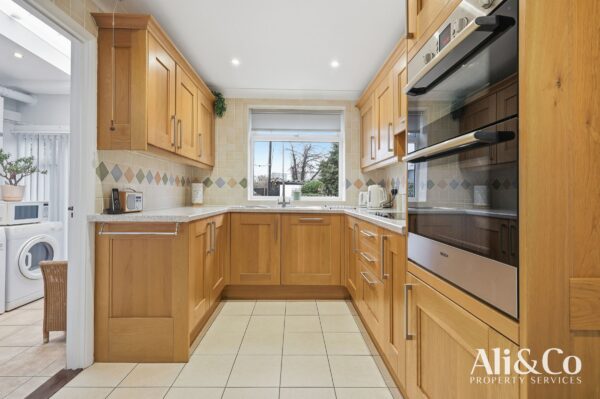 South View Road, Grays