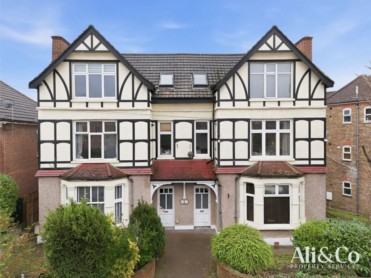 Tudor Court, High View Avenue, Grays