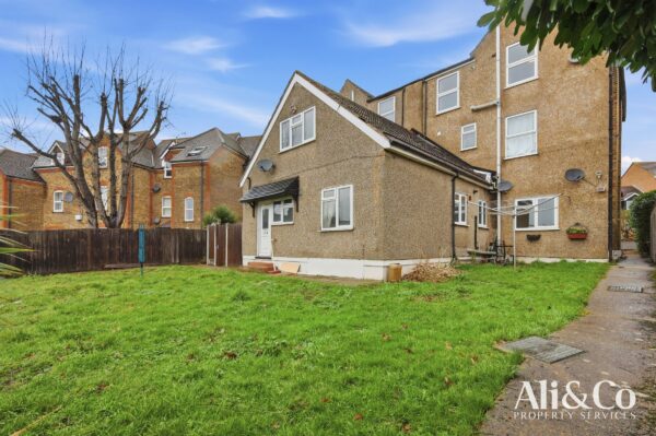 Tudor Court, High View Avenue, Grays