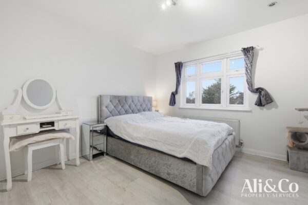 Heathview Road, Grays