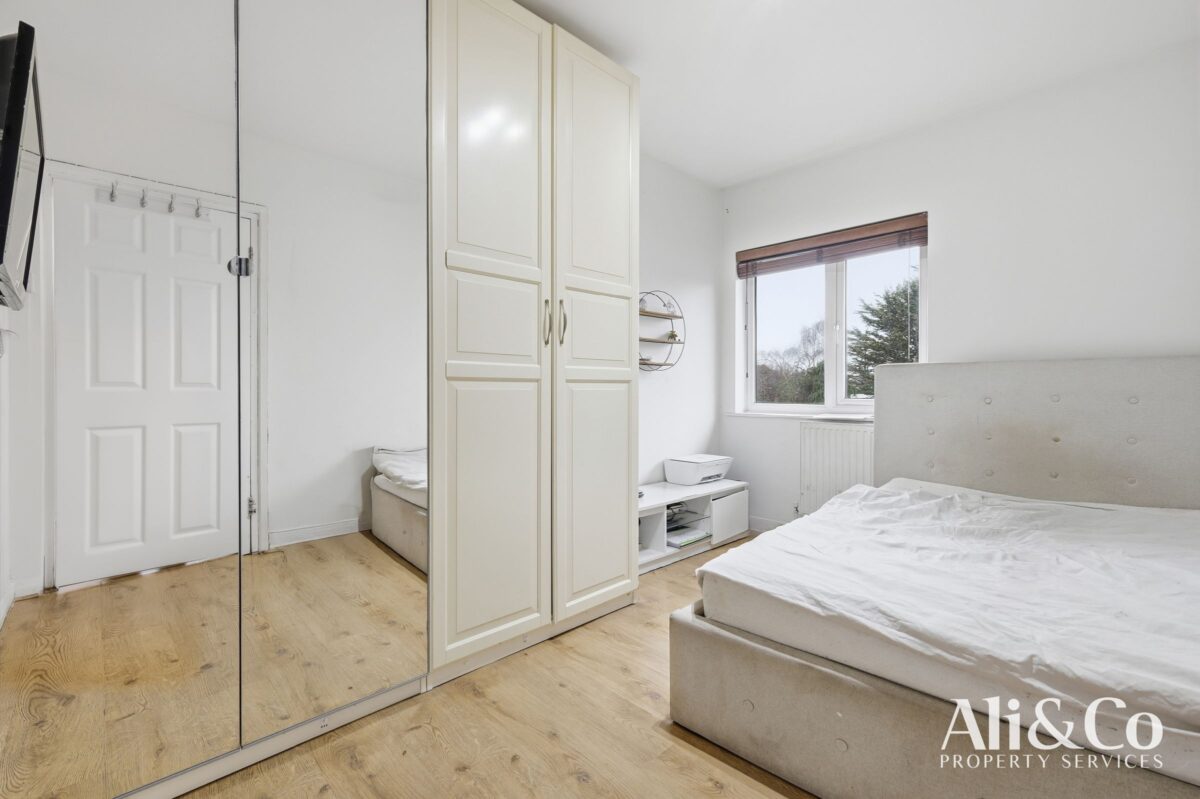 Heathview Road, Grays