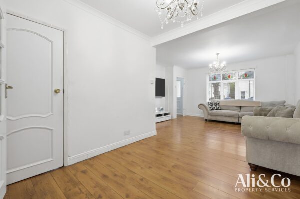 Heathview Road, Grays