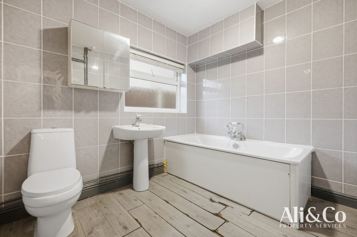 Heathview Road, Grays