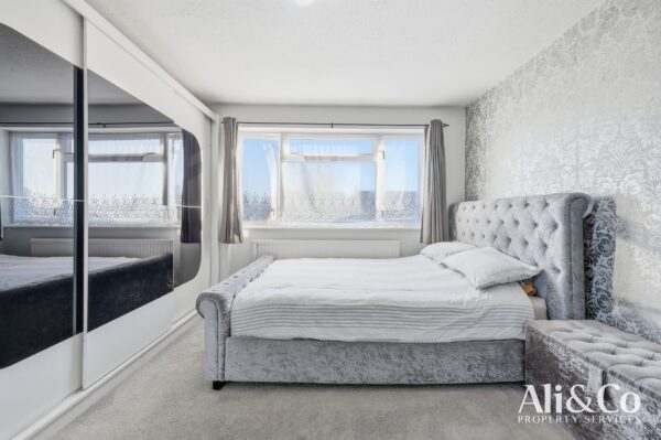 Tyrrells Hall Close, Grays