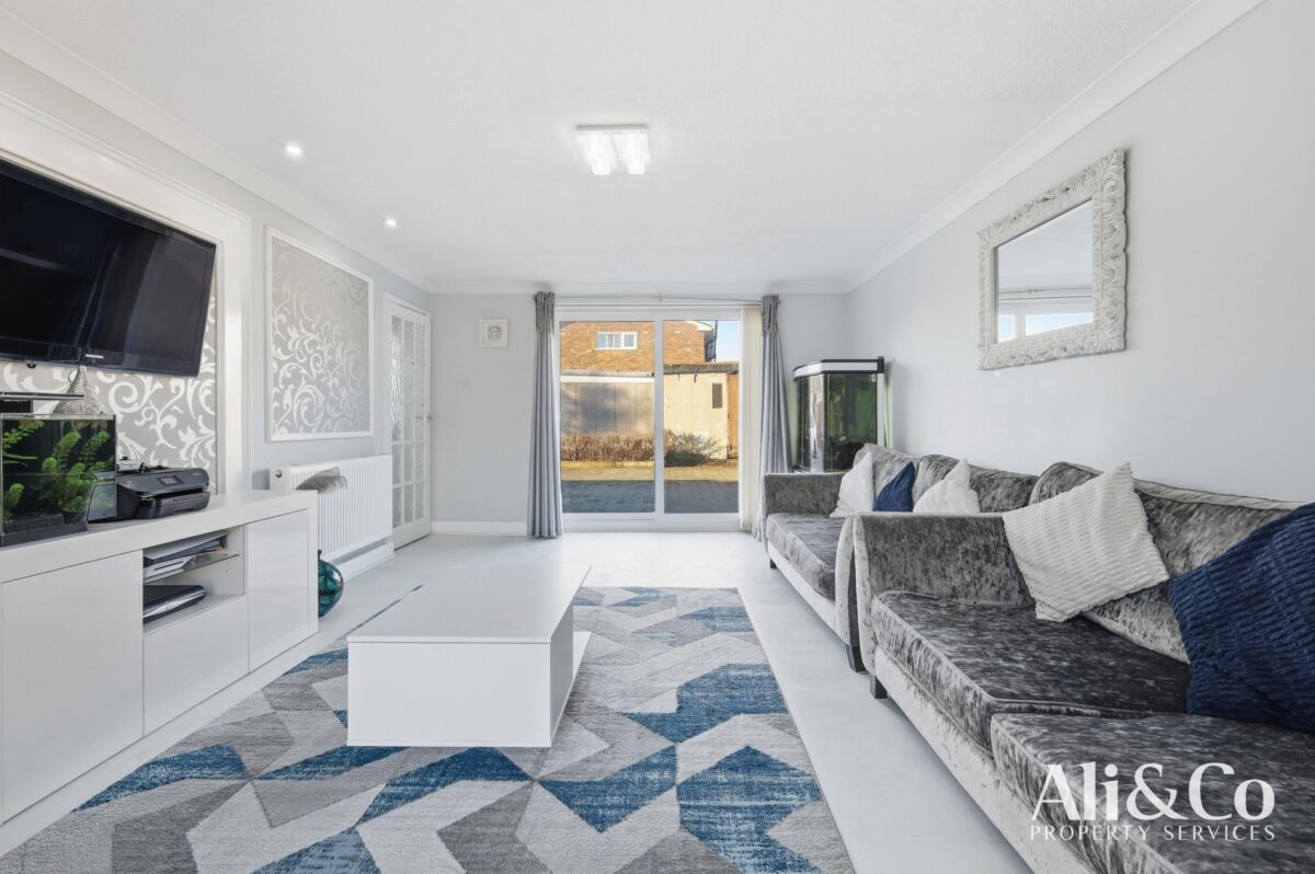 Tyrrells Hall Close, Grays