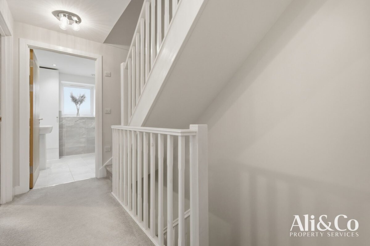 Schoolfield Road, Grays