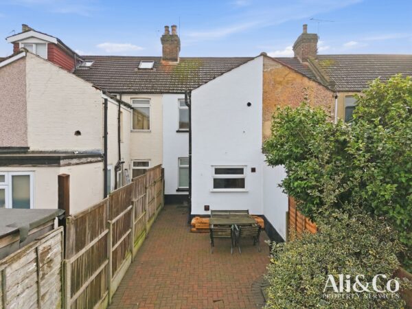 William Street, Grays, RM17 6DY