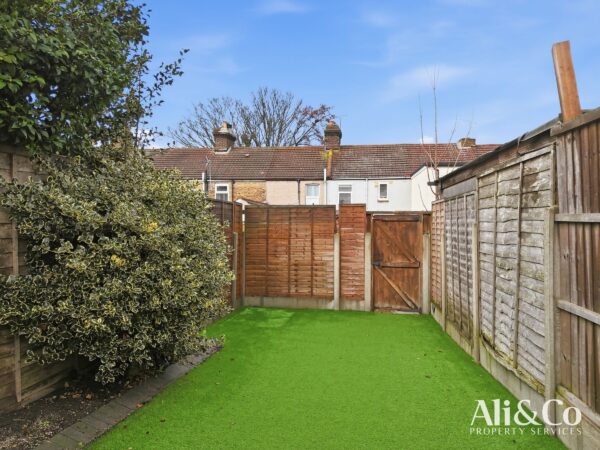 William Street, Grays, RM17 6DY