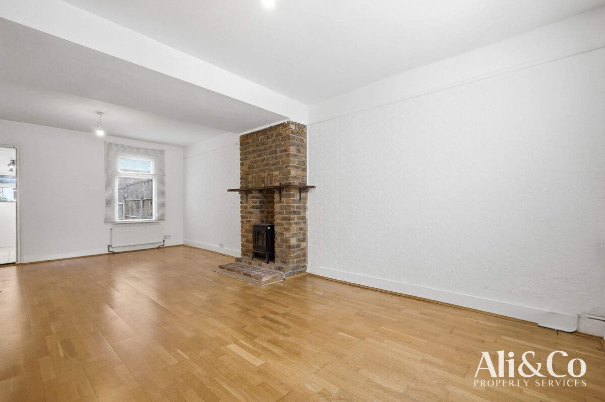 William Street, Grays, RM17 6DY