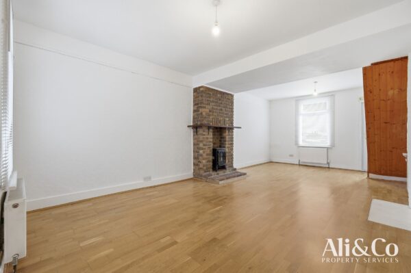 William Street, Grays, RM17 6DY