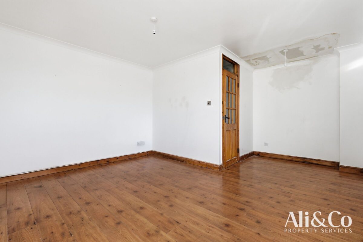 Boscombe Avenue, Grays