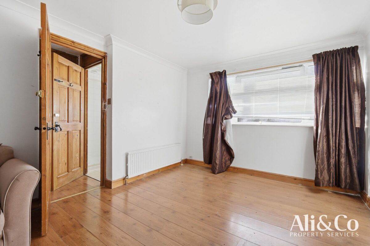 Boscombe Avenue, Grays