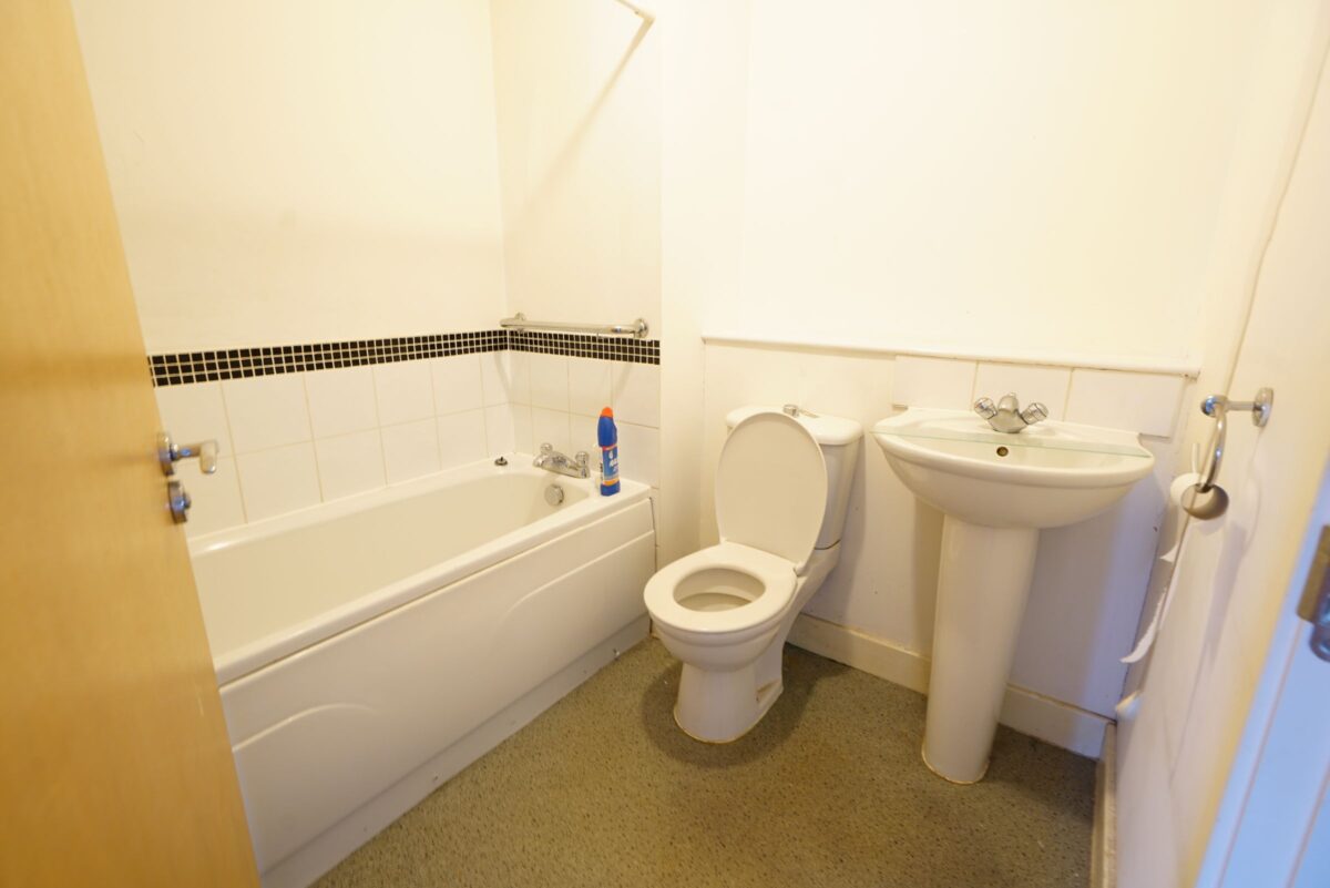 Flat , Gower Place, Fleming Road, Chafford Hundred, Grays