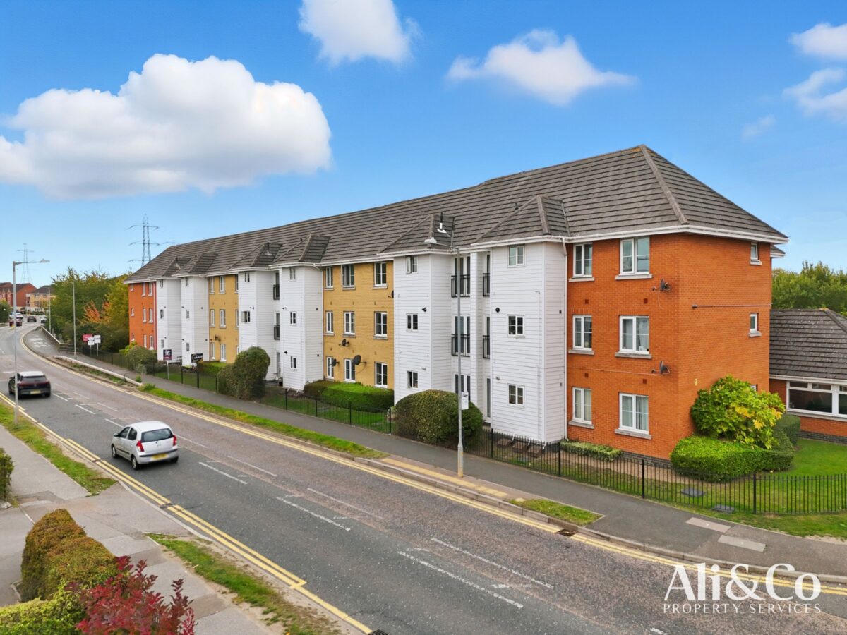 Flat , Gower Place, Fleming Road, Chafford Hundred, Grays