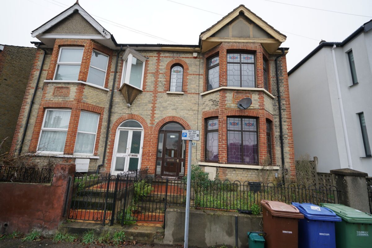 Milton Road, Grays