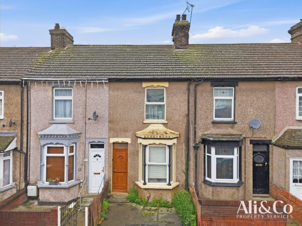 East Street, South Stifford, Grays