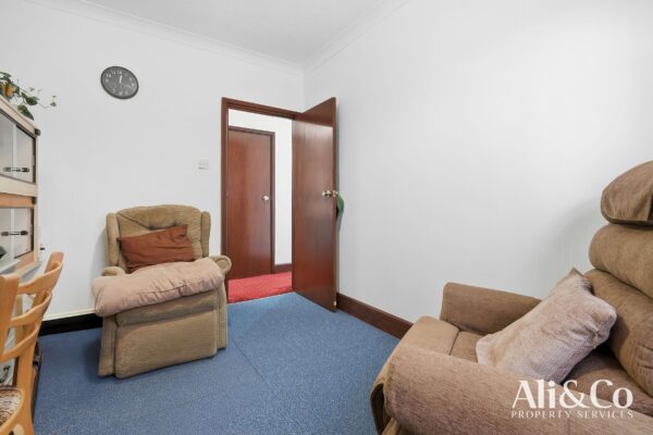 Rosedale Road, Grays