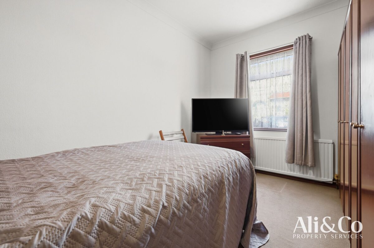 Rosedale Road, Grays