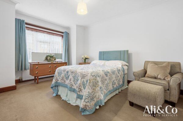 Rosedale Road, Grays