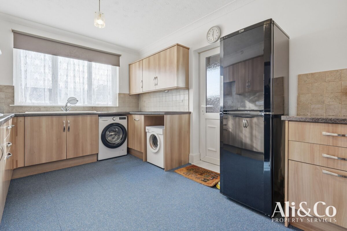 Rosedale Road, Grays