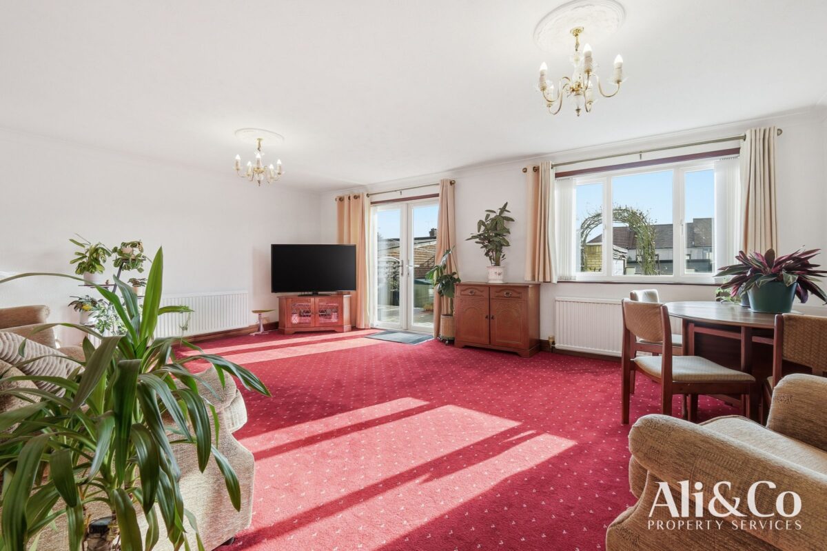 Rosedale Road, Grays