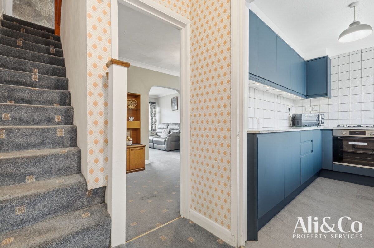 Waverley Gardens, Grays