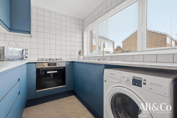 Waverley Gardens, Grays