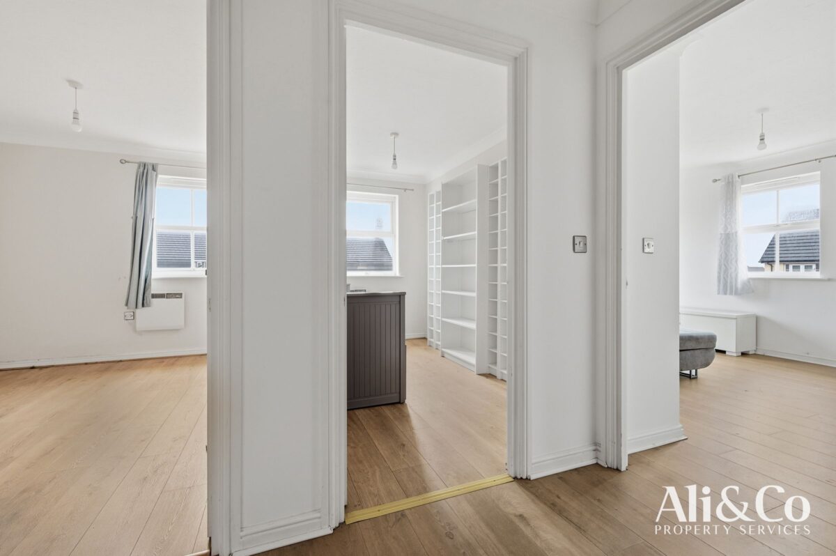 Rawlyn Close, Chafford Hundred