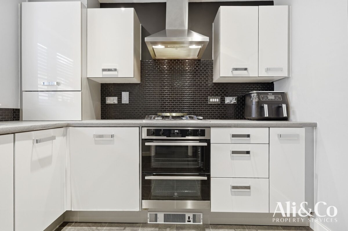 Culverin Avenue, Grays