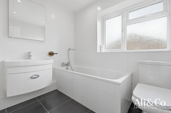 Hudson Close, stanford-le-hope