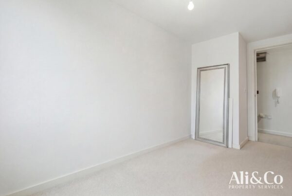 Harrisons Wharf, Purfleet-on-Thames