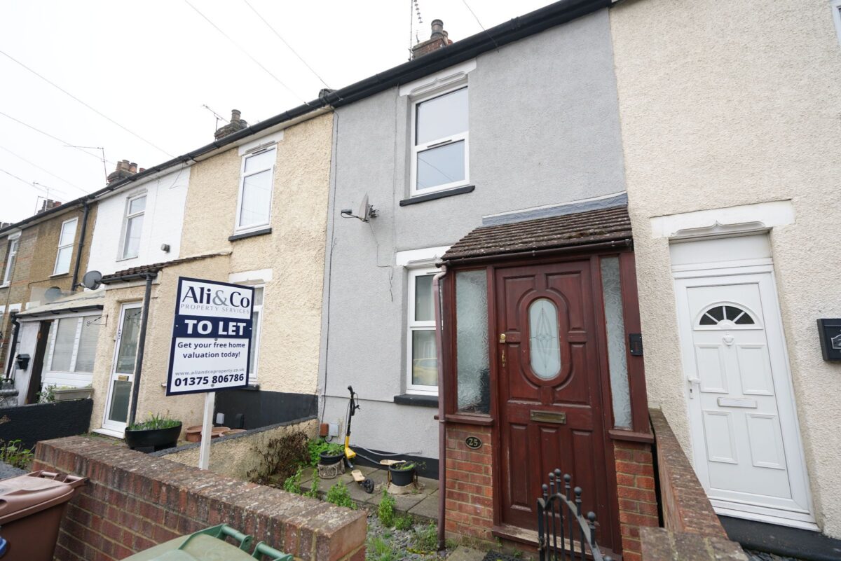 Richmond Road, Grays