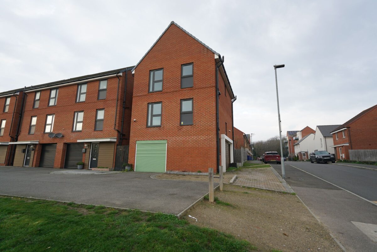 Malthouse Drive, Grays