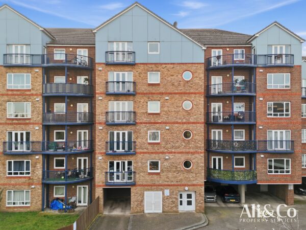 Anchor Court, Argent Street, Grays