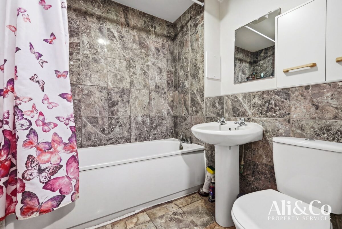 Anchor Court, Argent Street, Grays