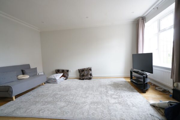 Frances Avenue, Chafford Hundred, Grays