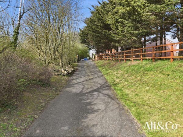 Rainbow Acres, Stifford Clays Road, Orsett, Grays